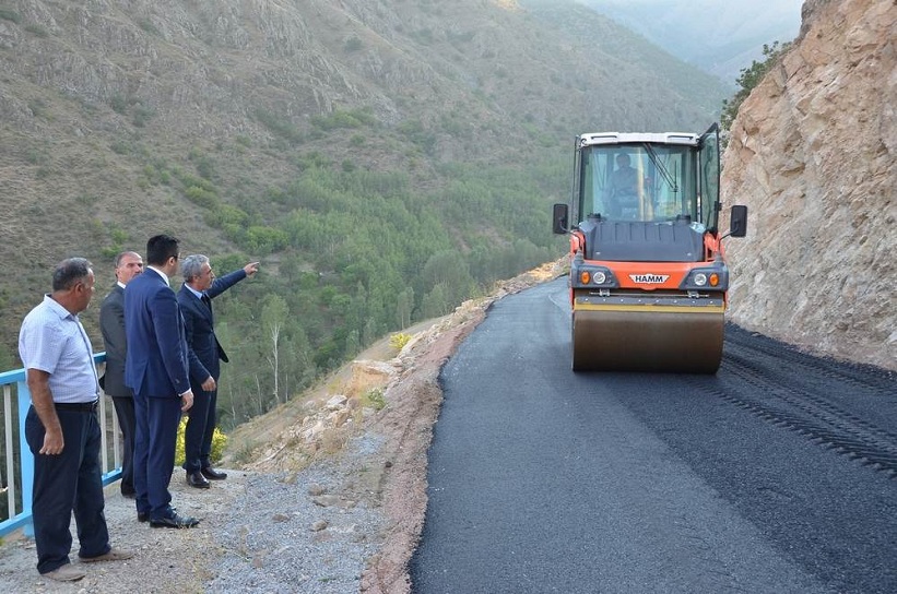 Fen Lisesi, KYK, Yeni Devlet Hastanesi ve Alemdar Köyü Yolunda Asfaltlama Çalışmaları Başladı