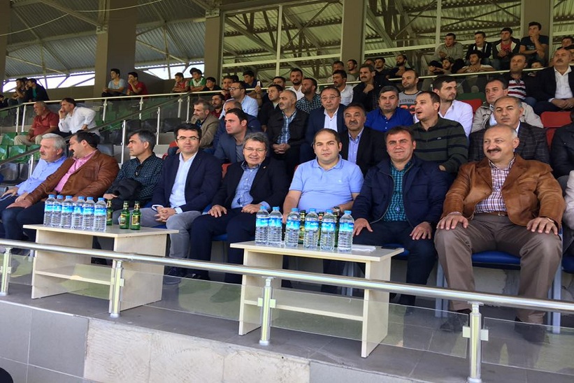 Kelkit Belediye HürriyetSpor 2-2 Araklı 1961 SK  