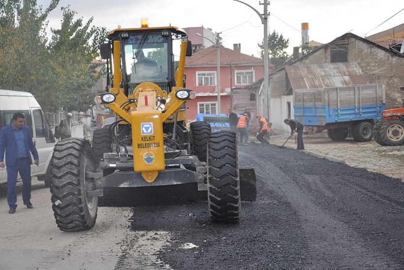 Kelkit Belediyesi Asfaltlama Çalışmaları Devam Ediyor