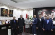 Kaymakam Yavuz’a Plaket Takdim Ettiler