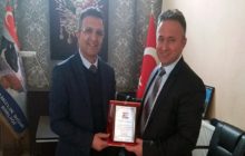 Damızlık Birliği’nden Prof.Dr. Bahri Bayram’a teşekkür plaketi