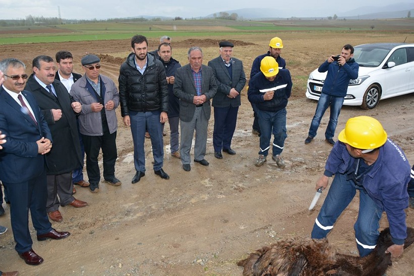 Dualarla Kurban Kesilerek Doğalgaza İlk Kazma Vuruldu