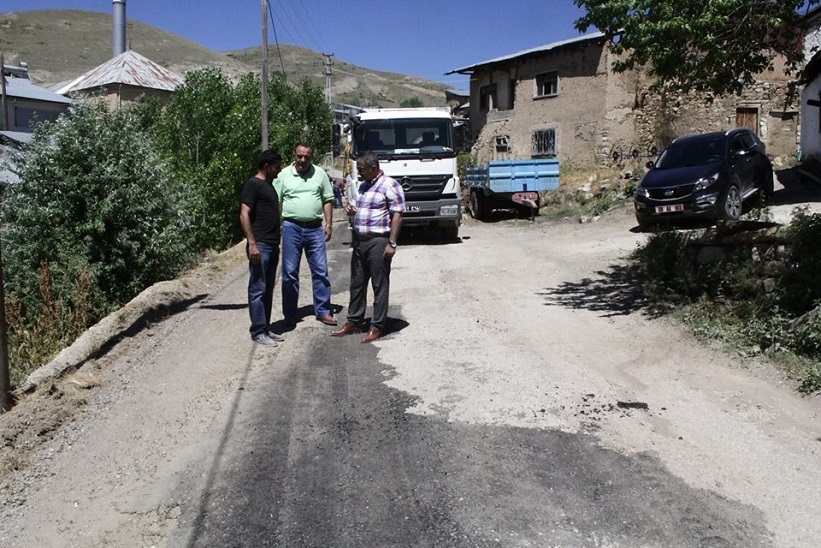 Kaymakam Naif Yavuz Sökmen Köyü Yol Yapımını Yerinde İnceledi.