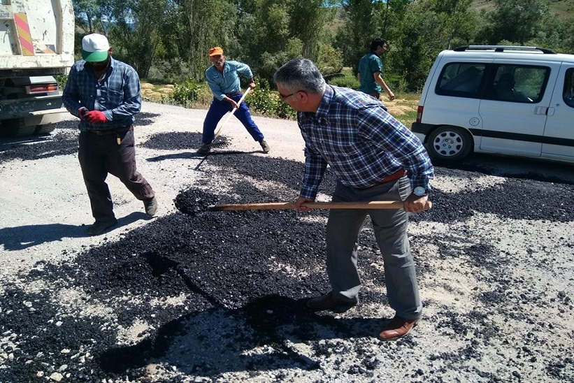 Kaymakam Yavuz Başpınar Kılıçtaşı Dayısı Kılıççı Sökmen Köyü Yol Yapım Çalışmalarını İnceledi