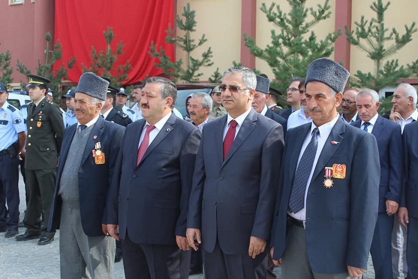 19 Eylül Gaziler Günü Hükümet Konağı önünde düzenlenen törenle kutlandı.