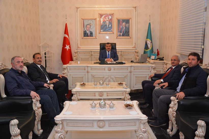 Başkan Yılmaz Erzincan Belediye Başkanımız Cemalettin Başsoy’u Makamımızda Ağırladık