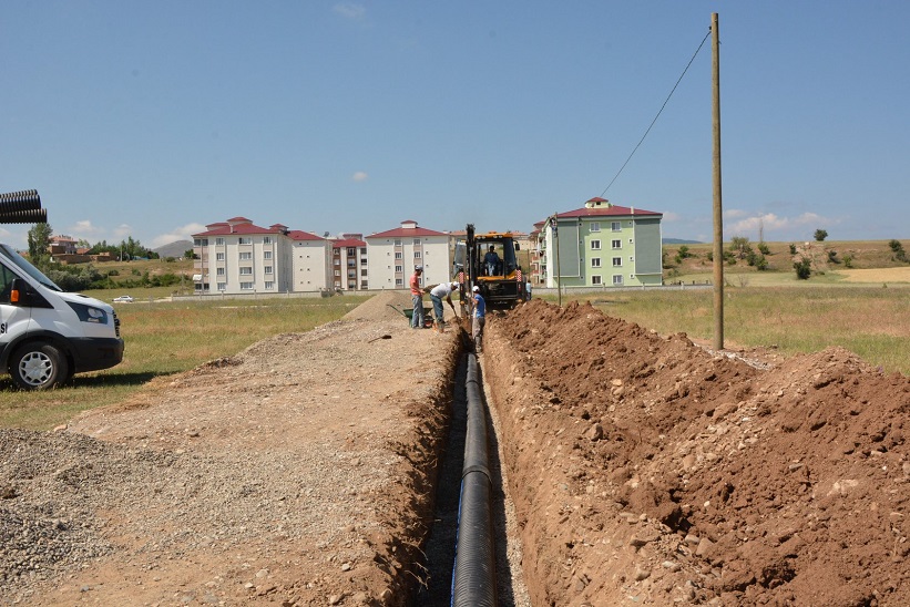 Başkan Nas İçme Suyu,Kanalizasyon Ve Altyapı hattı Yenileme Çalışmalarına Devam Ediyoruz.