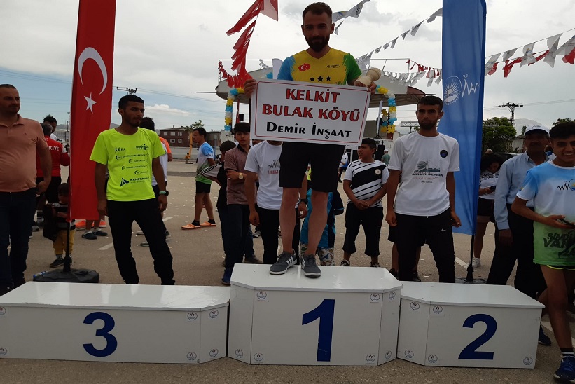 Muhammet Yavuz 10 Km Kros Koşusunda 1. Oldu