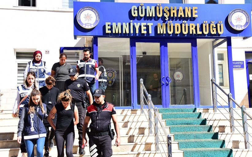 Hırsızlar Kıskıvrak Yakalandı