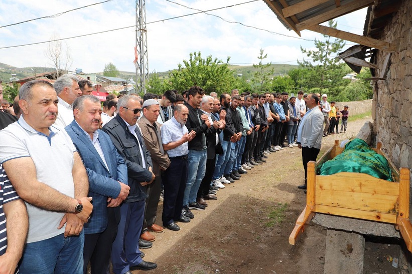 Eren Alan Son Yolculuğuna Uğurlandı