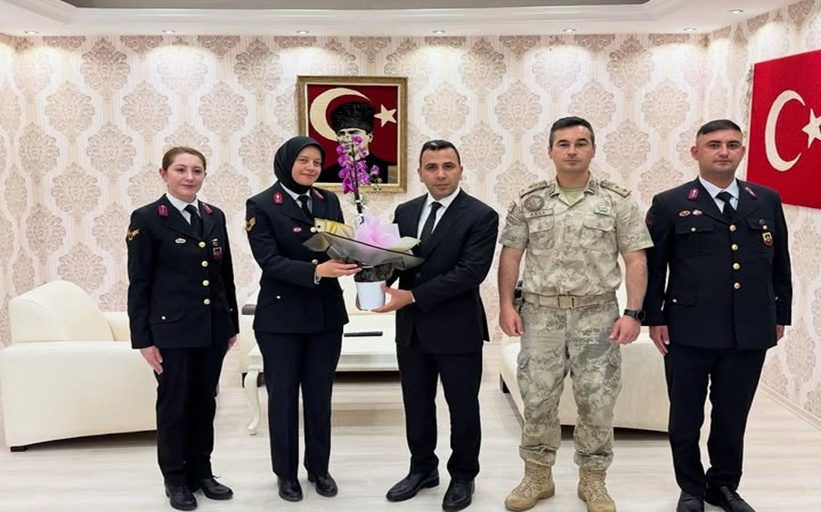 İLÇE JANDARMA KOMUTANI VE BERABERİNDEKİLERDEN ZİYARET.