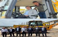KELKİT KAYMAKAMI KADİR ALGIN İŞ MAKİNASININ ALIMINDA DESTEK VERENLERE TEŞEKKÜR ETTİ.