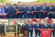 MHP GENEL BAŞKAN YARDIMCISI VE BERABERİNDEKİLER BELDEDE AÇILIŞ GERÇEKLEŞTİRDİLER.